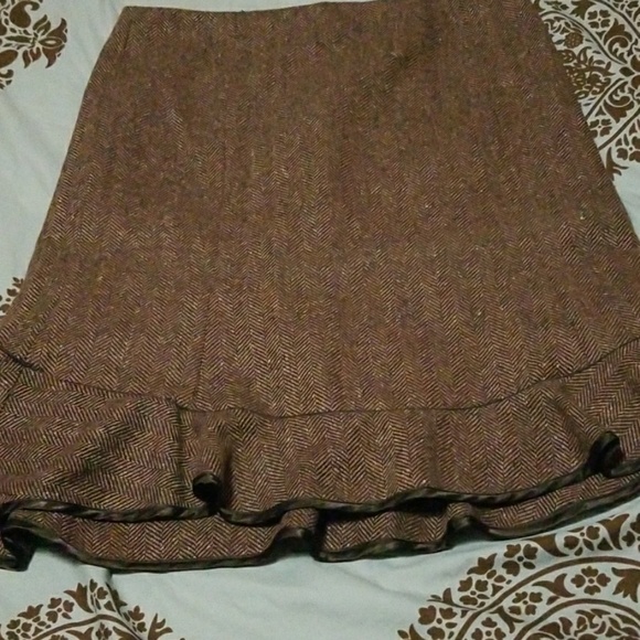 Skirt - Picture 2 of 5